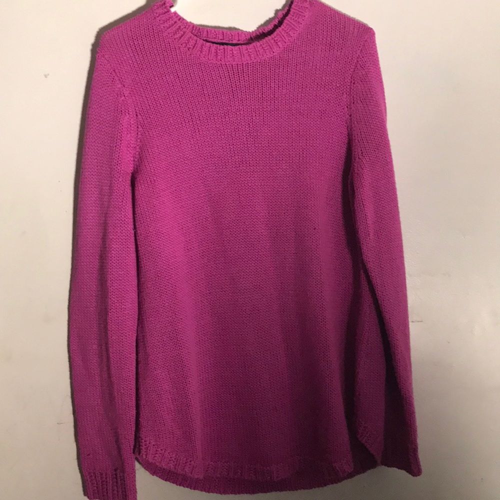 Women’s sweater